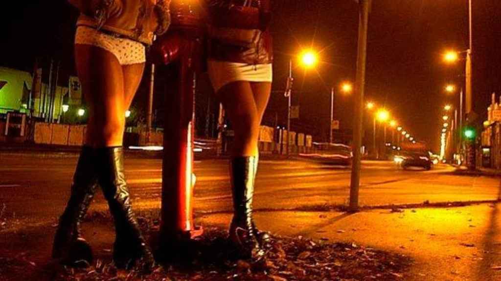 Prostitutas en la calle.
