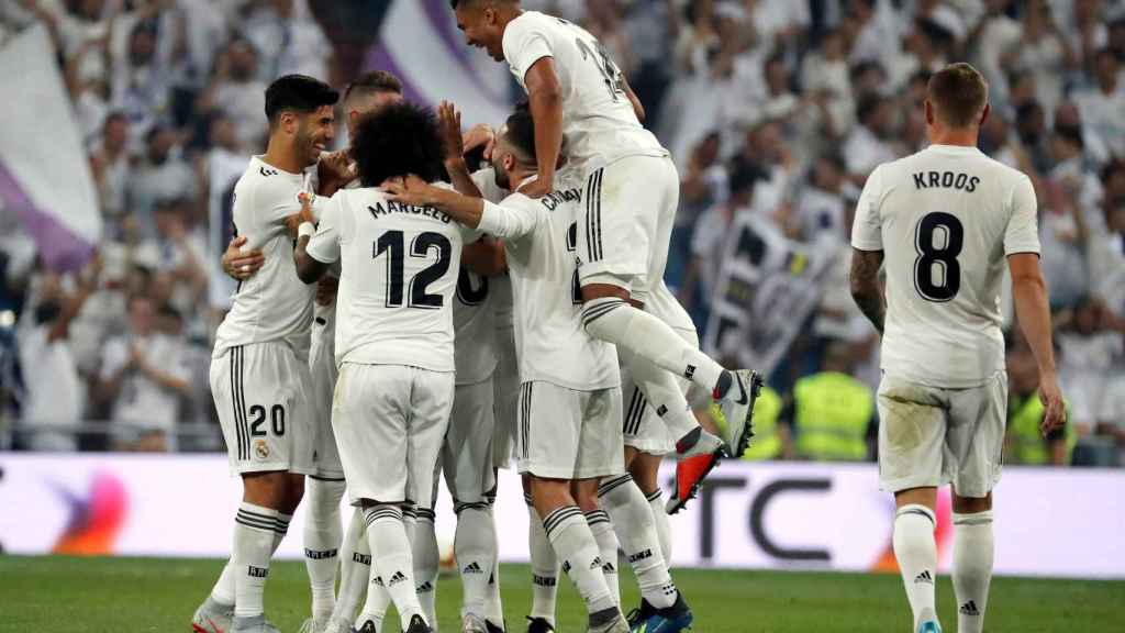 Los jugadores del Real Madrid, celebrando un gol