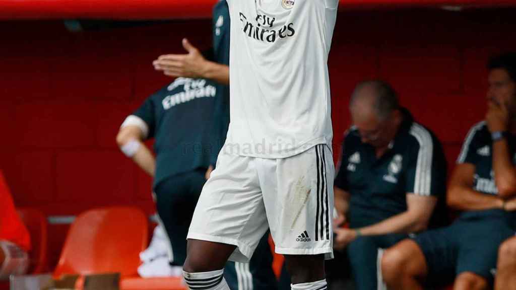 Vinicius celebra su segundo gol