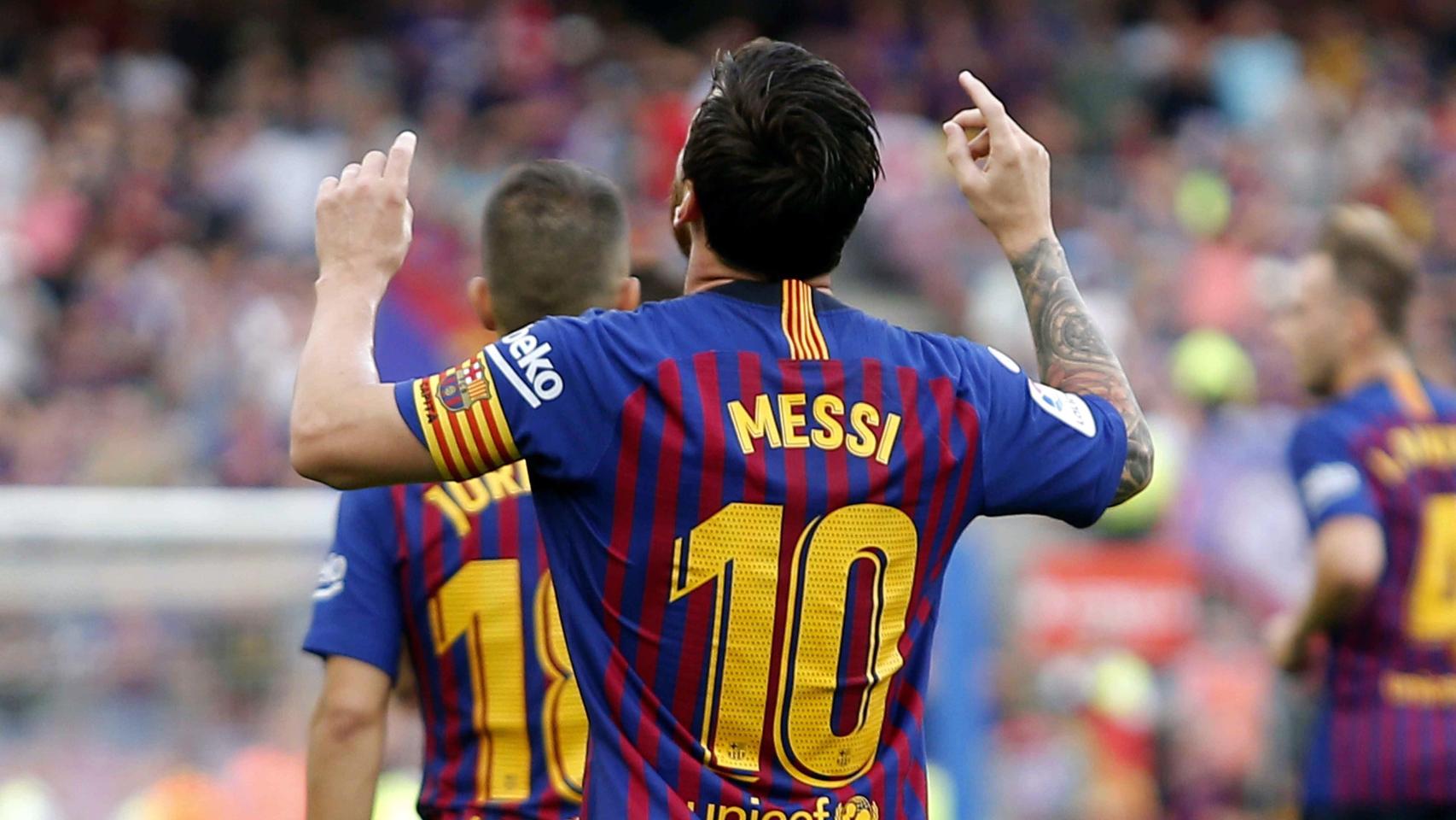 Messi celebra un gol en el Barcelona - Huesca