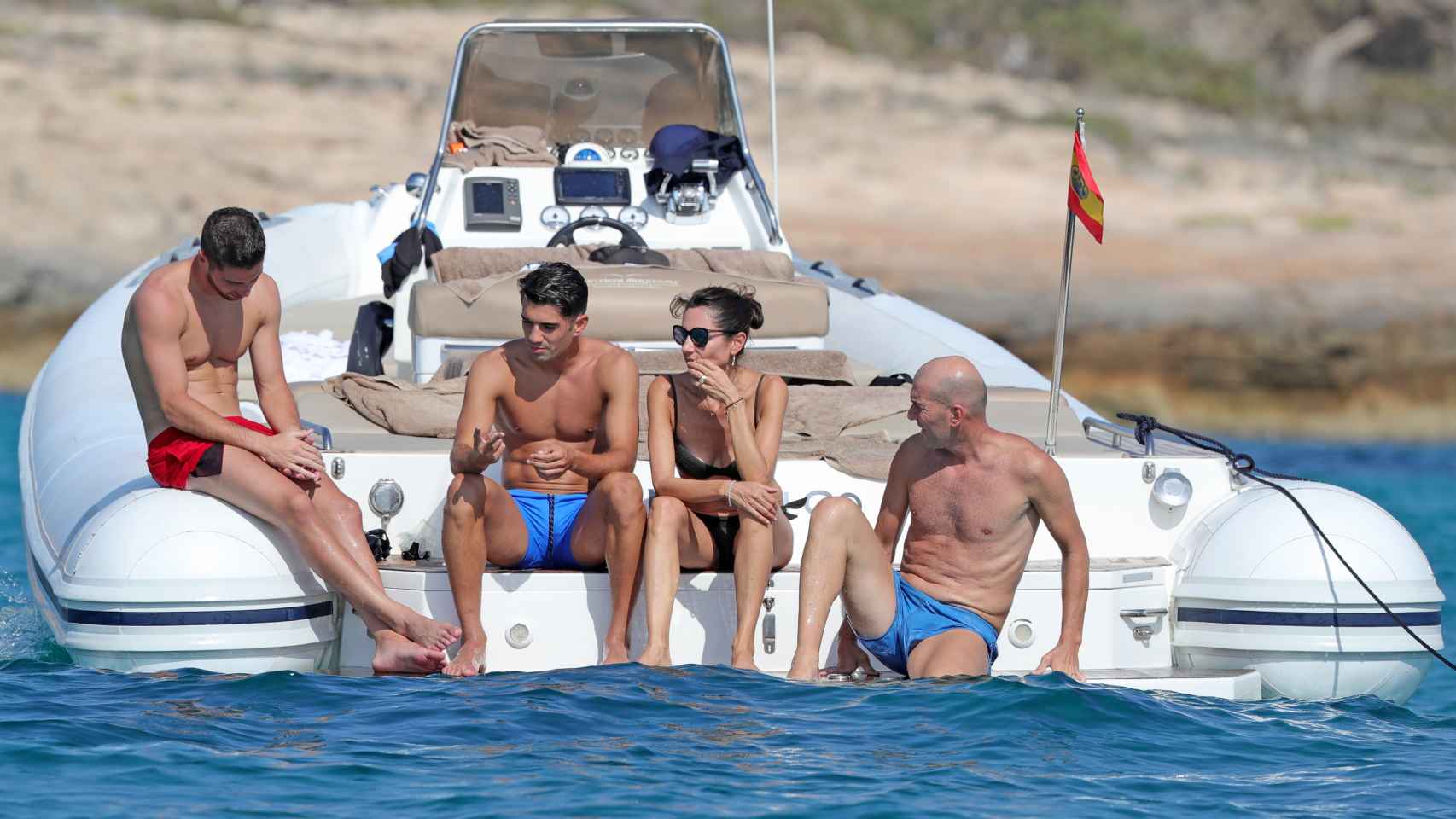 Las vacaciones en el mar de Zidane y su familia