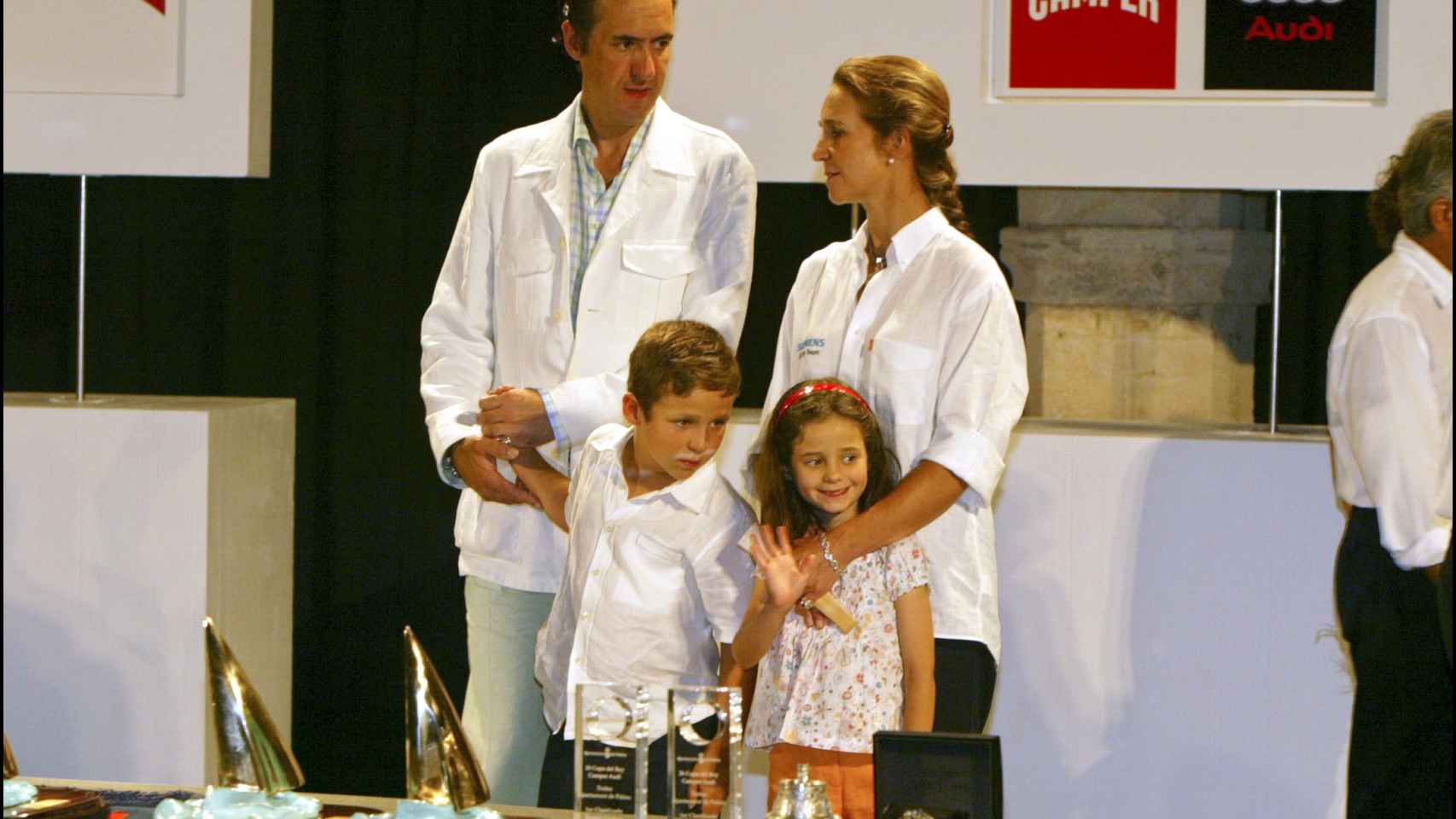 Jaime de Marichalar, la infanta Elena y sus dos hijos.