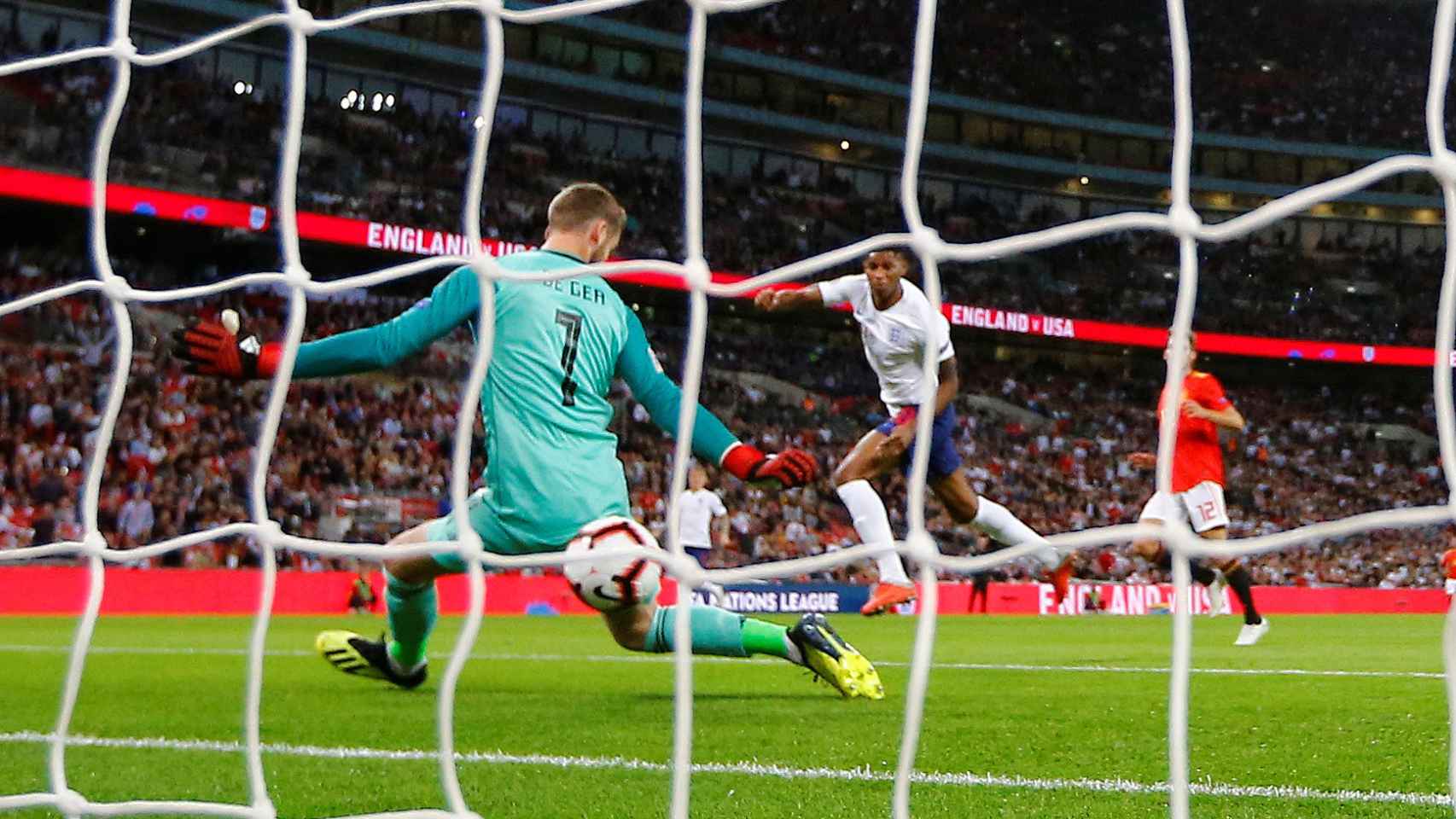 Rashford marca un gol a De Gea con Inglaterra