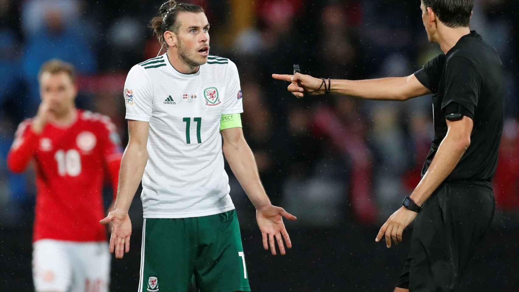 paso cantidad oscuro Eriksen amarga el debut de 'capitán Bale' con Gales
