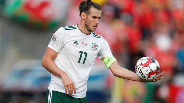 Bale, durante un partido de Gales como capitán