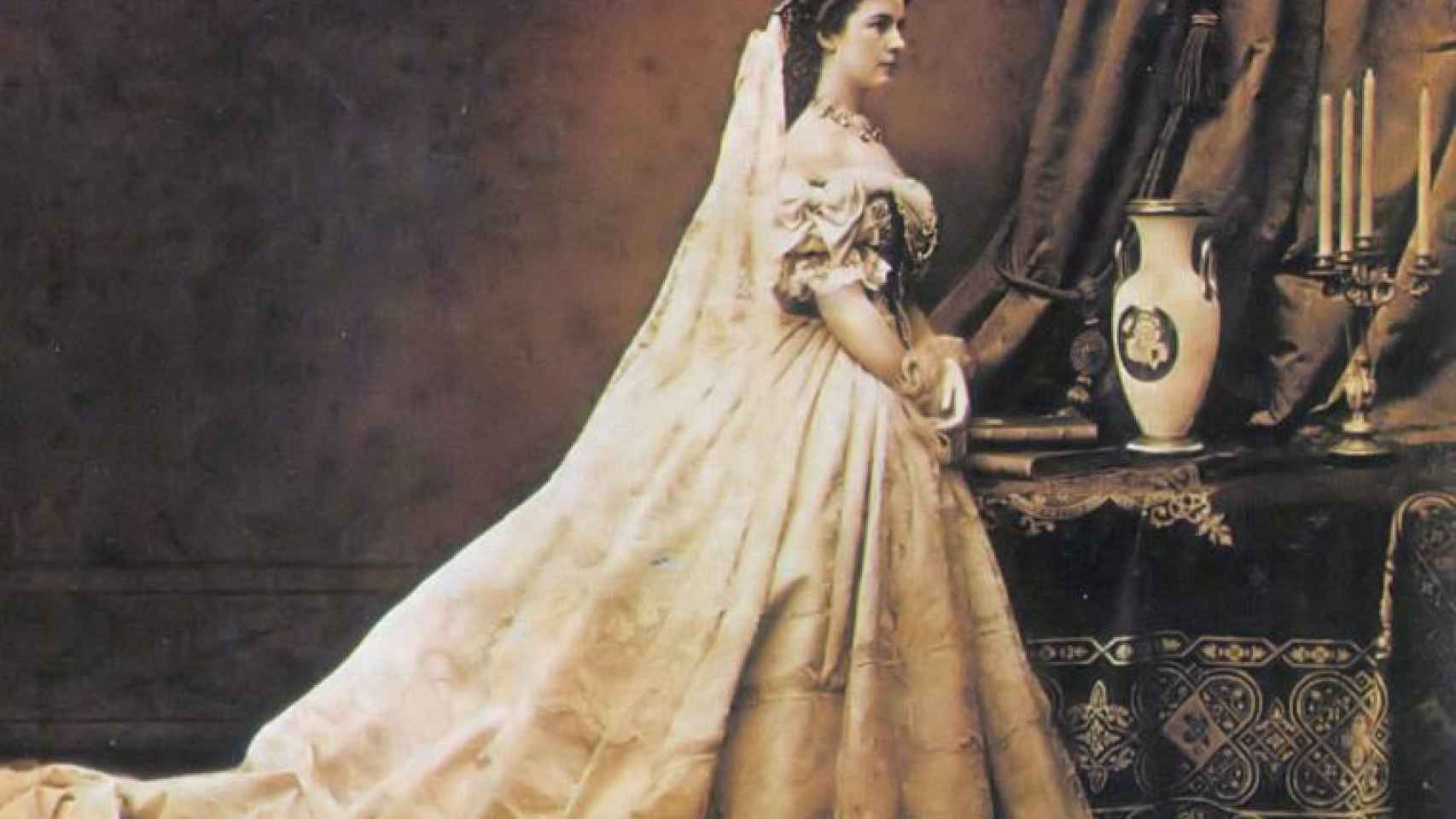 Sissi, la emperatriz de Austria fue asesinada por un anarquista italiano.