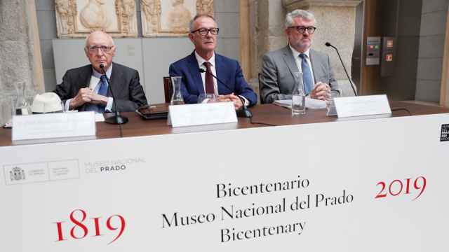 El ministro de Cultura, José Guirao, el presidente del Patronato del Museo, José Pedro Pérez Llorca, y el director del Museo, Miguel Falomir, durante la rueda de prensa.