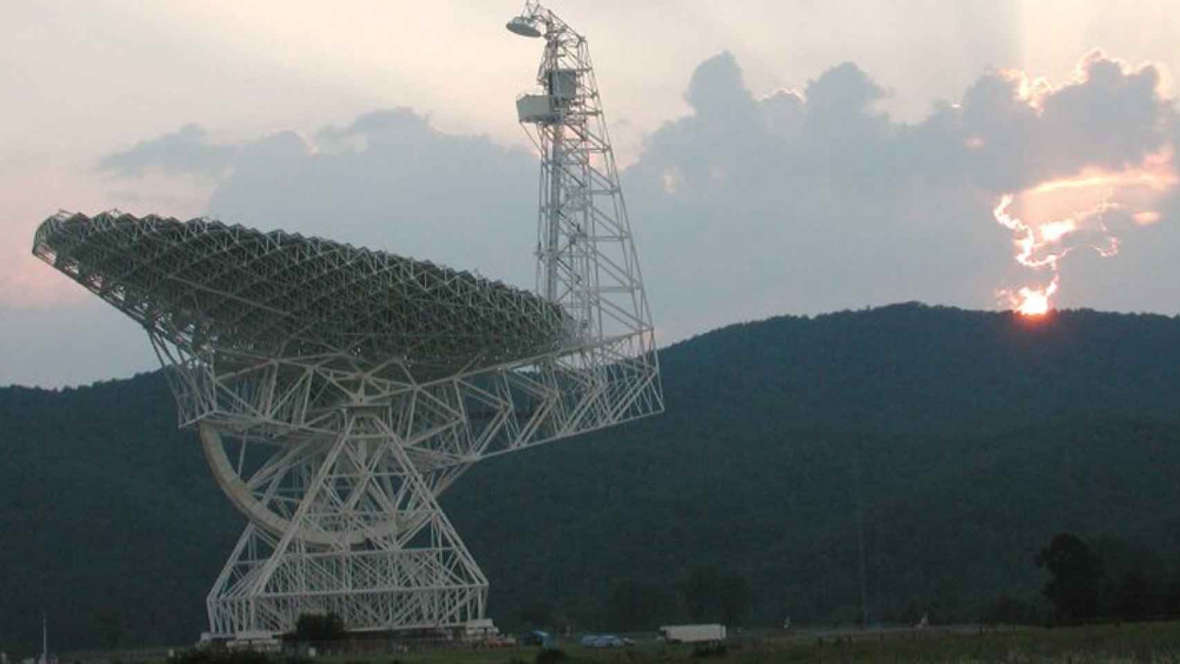 El SETI suele usar telescopios como el Green Banck en EEUU para buscar aliens