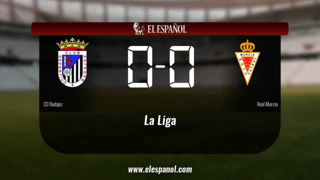 El Real Murcia saca un punto al Badajoz a domicilio 0-0