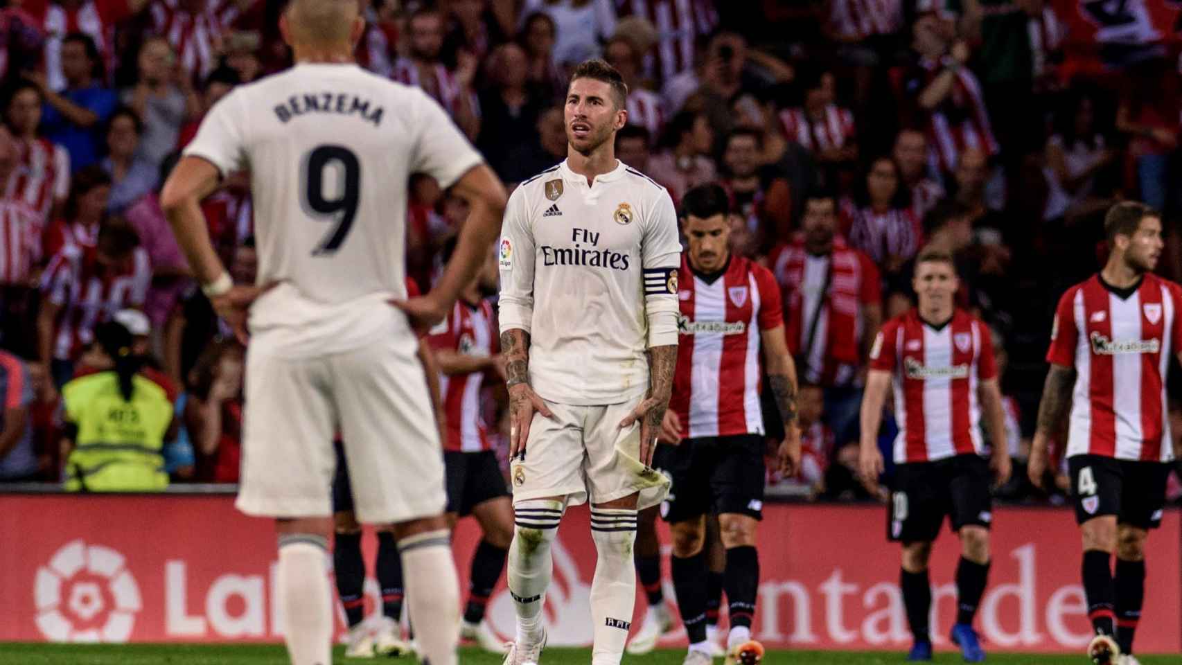 Sergio Ramos y Benzema, tras el gol del Athletic