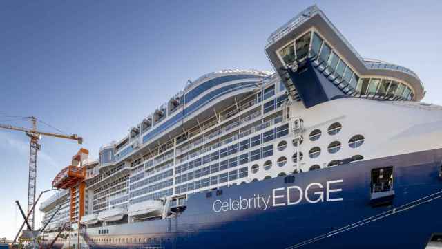 El crucero Celebrity Edge se prepara para su puesta de largo en diciembre.