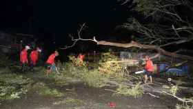 Trabajos de rescate en Filipinas tras el paso del tifón.