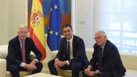 Borrell, Sánchez y Barnier este lunes en La Moncloa