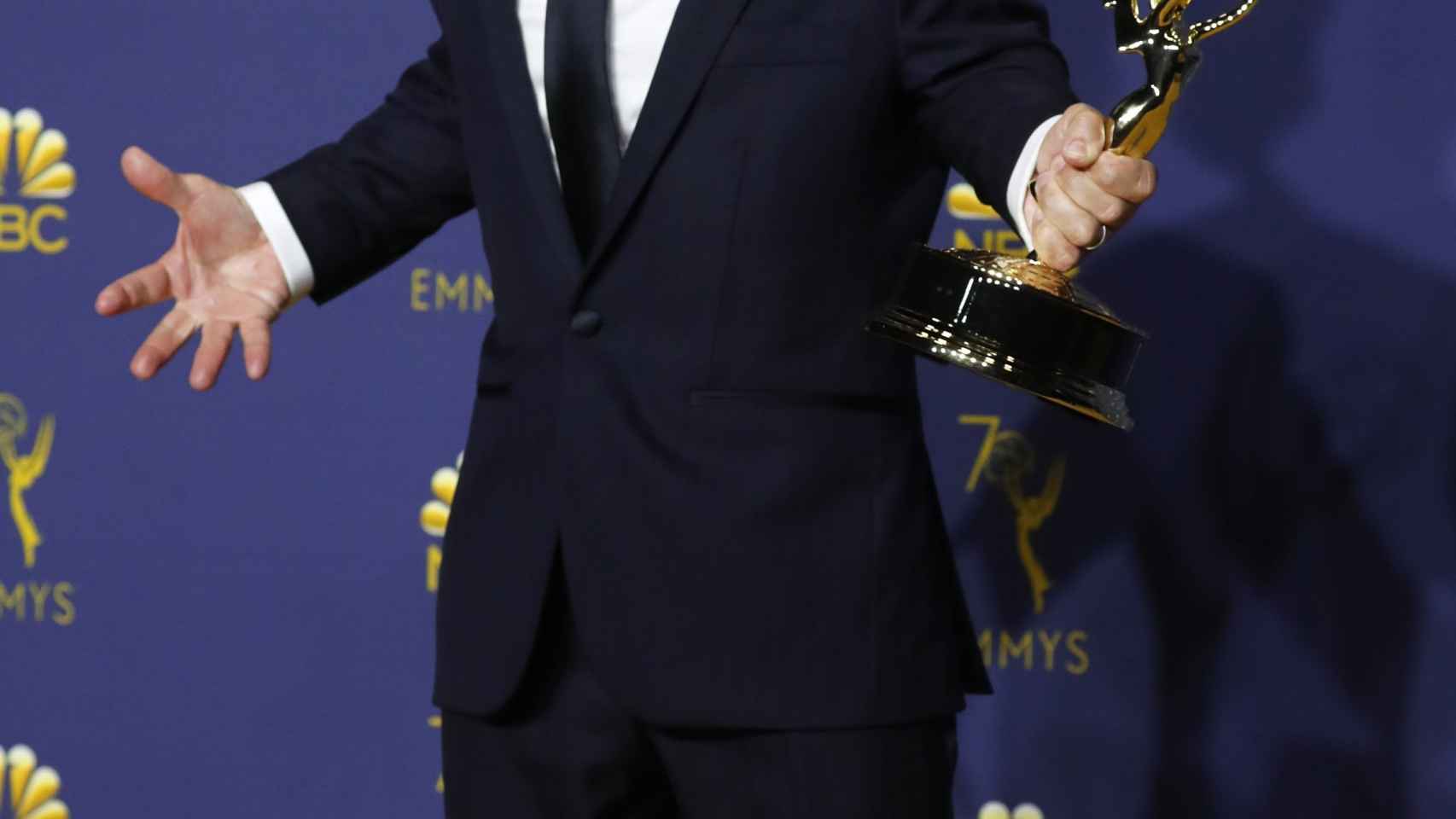 Peter Dinklage en los premios Emmy.