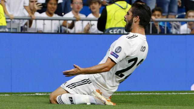 Isco celebra un gol ante la Roma