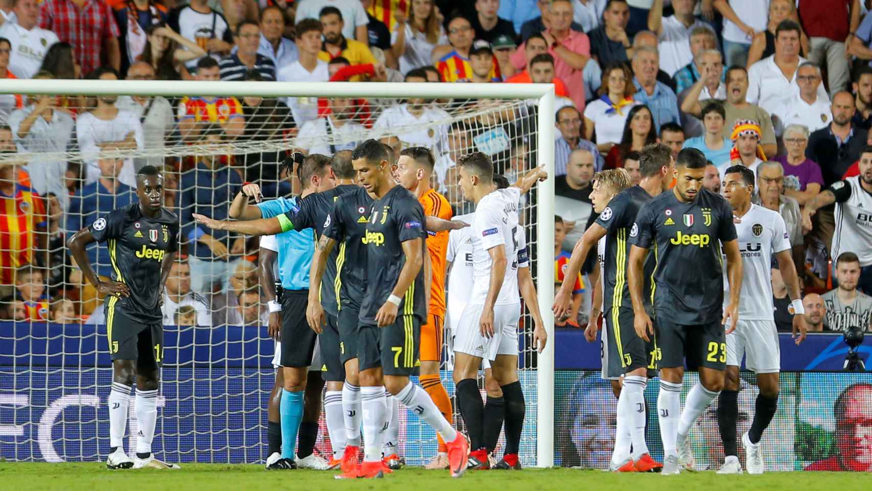 Cristiano Ronaldo, expulsado con la Juventus ante el Valencia