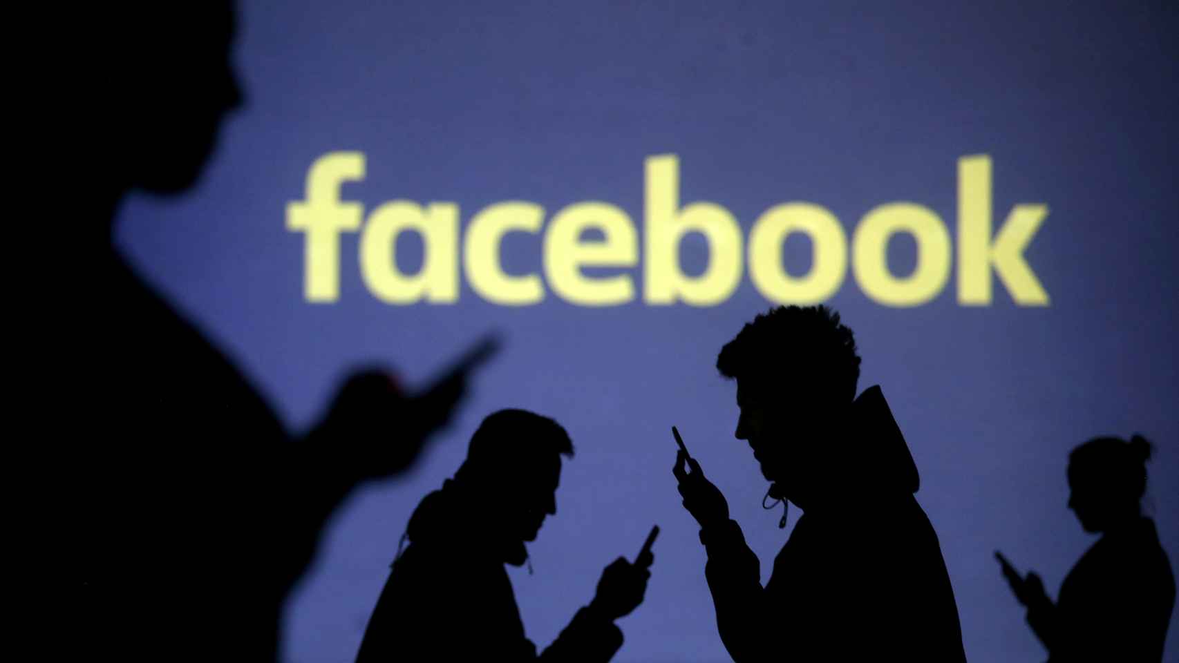Bruselas lanza un nuevo ultimátum contra Facebook