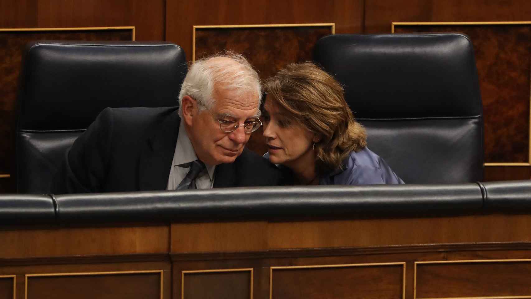 Borrell y la ministra de Justicia en el Congreso.