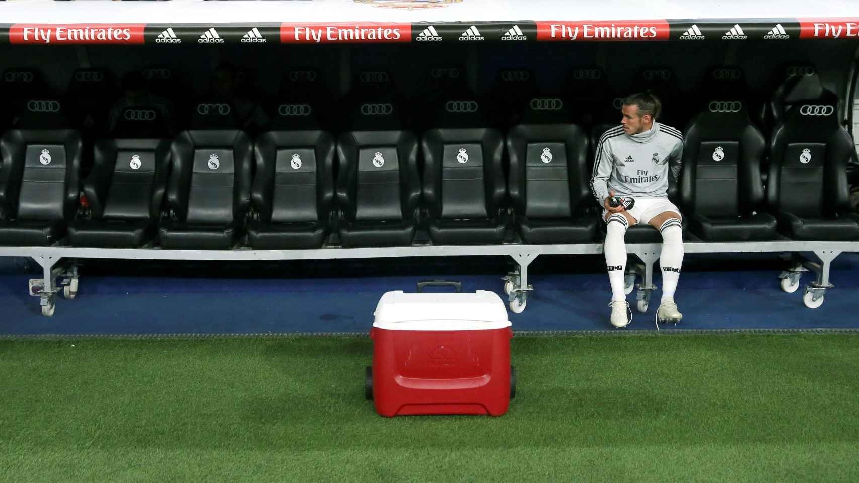 Gareth Bale, en el banquillo del Santiago Bernabéu