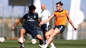 Bale y Vallejo durante un entrenamiento