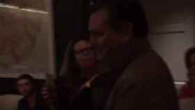 Ted Cruz, acosado en un restaurante por manifestantes.