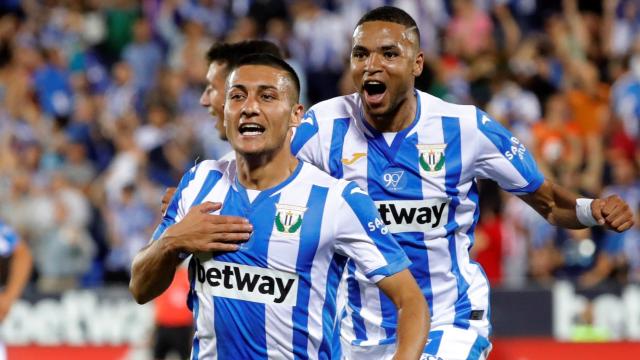 Óscar Rodríguez celebra un gol contra el Barcelona