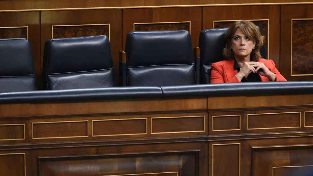 Dolores Delgado, en su escaÃ±o , durante el pleno del Congreso de los Diputados este miÃ©rcoles.