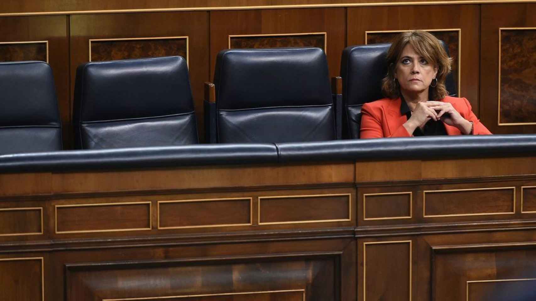 Dolores Delgado, en su escaño , durante el pleno del Congreso de los Diputados .