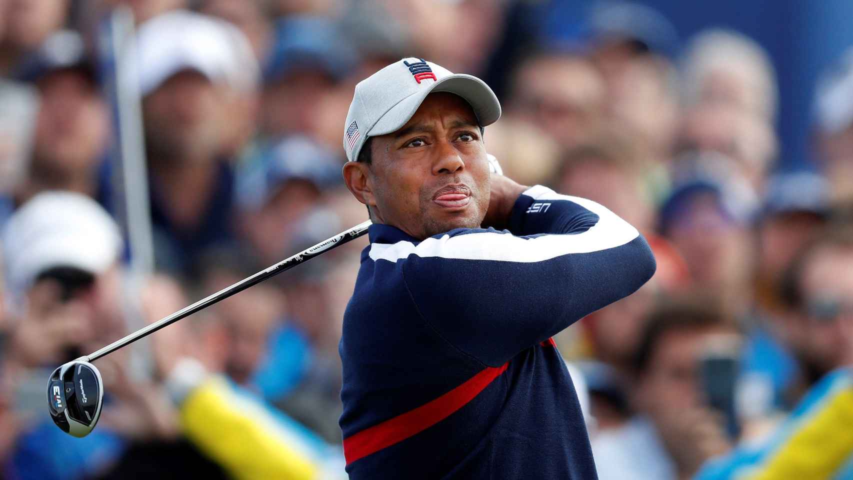 El estadounidense Tiger Woods compite en la modalidad de cuatro bolas de la Ryder Cup 201