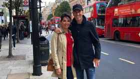 Zidane con su mujer en Londres. Foto: Instagram (@zidane)