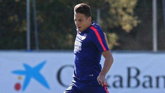 Santiago Arias entrena con el Atlético de Madrid. Foto: Twitter (@Atleti)