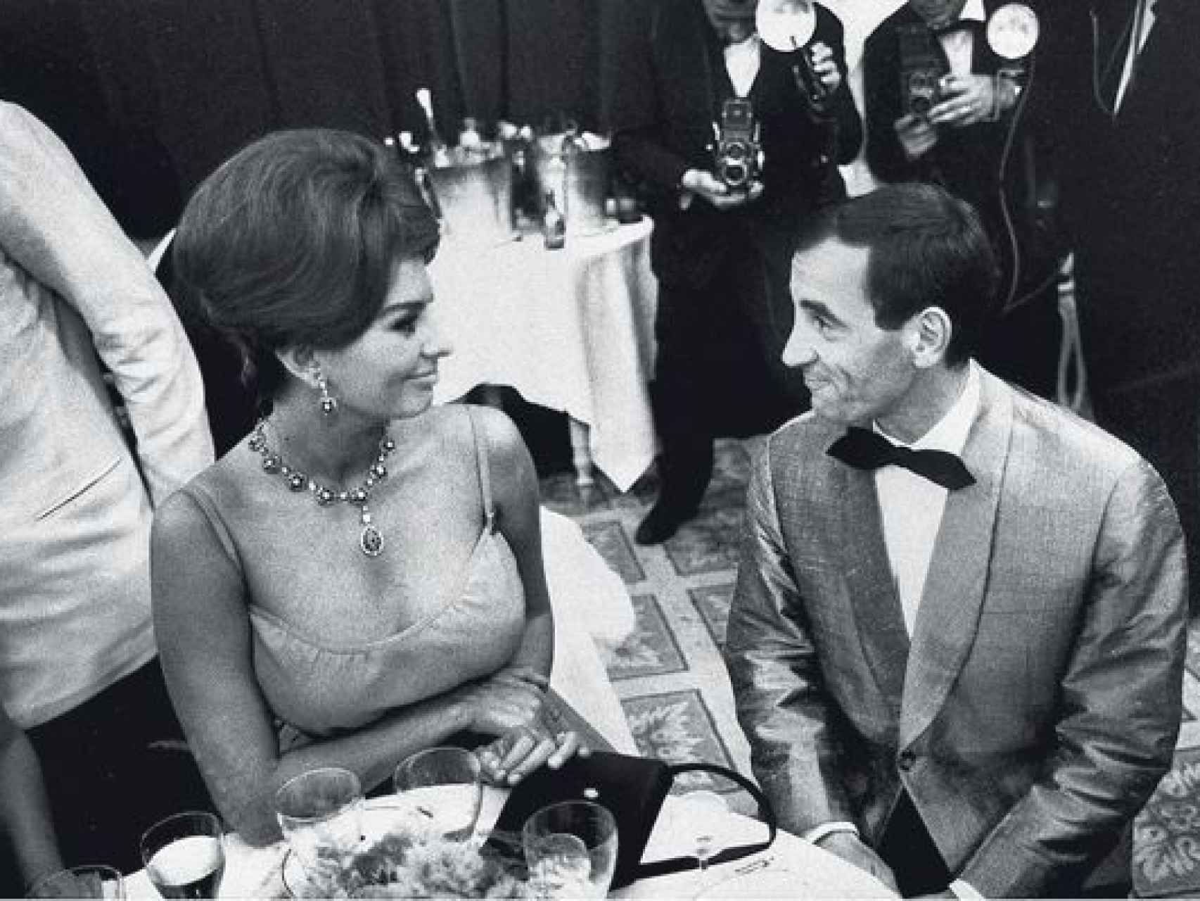 Aznavour con Sophia Loren en Cannes.