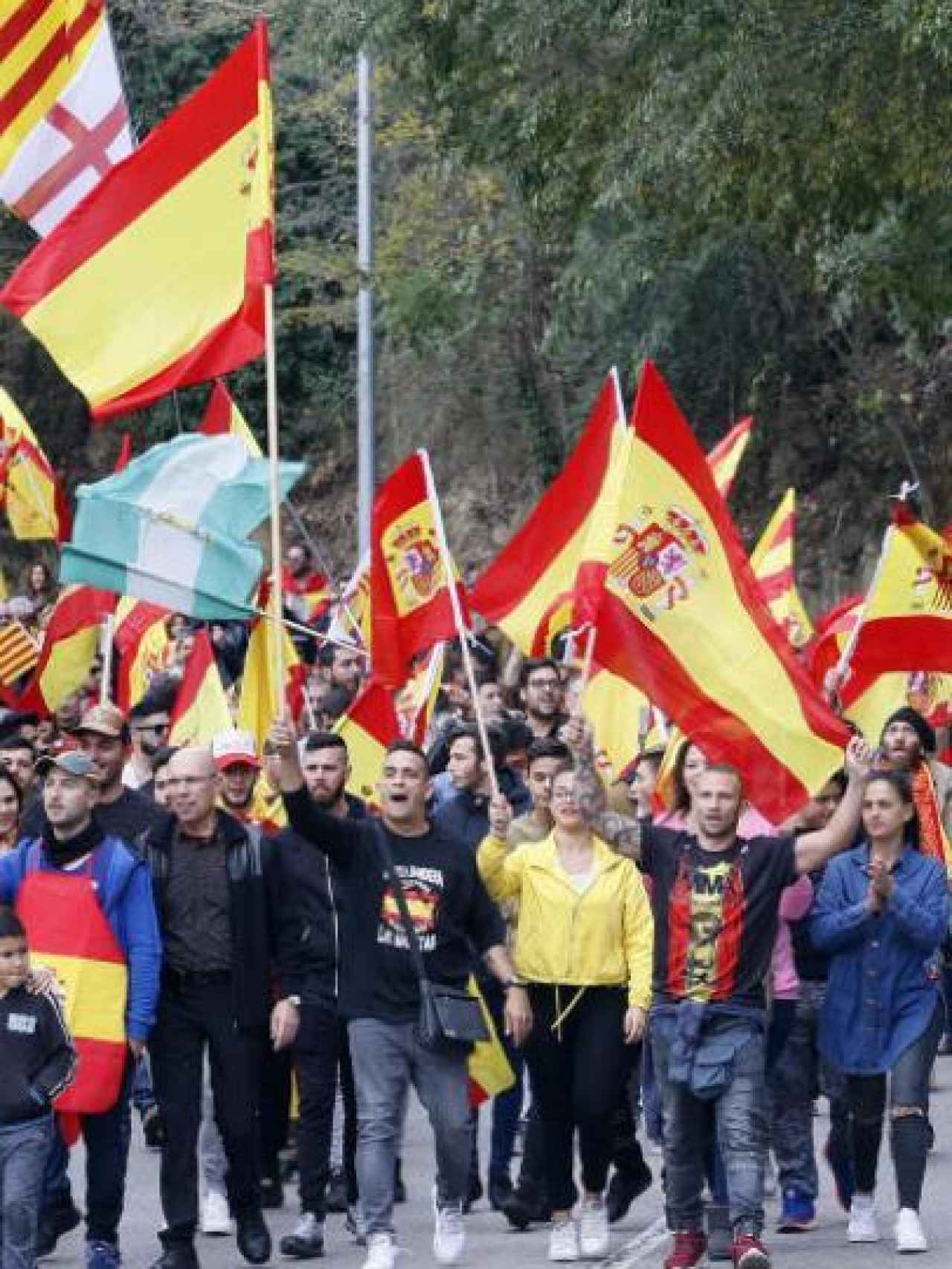 Las manifestaciones en Villarroja son multitudinarias