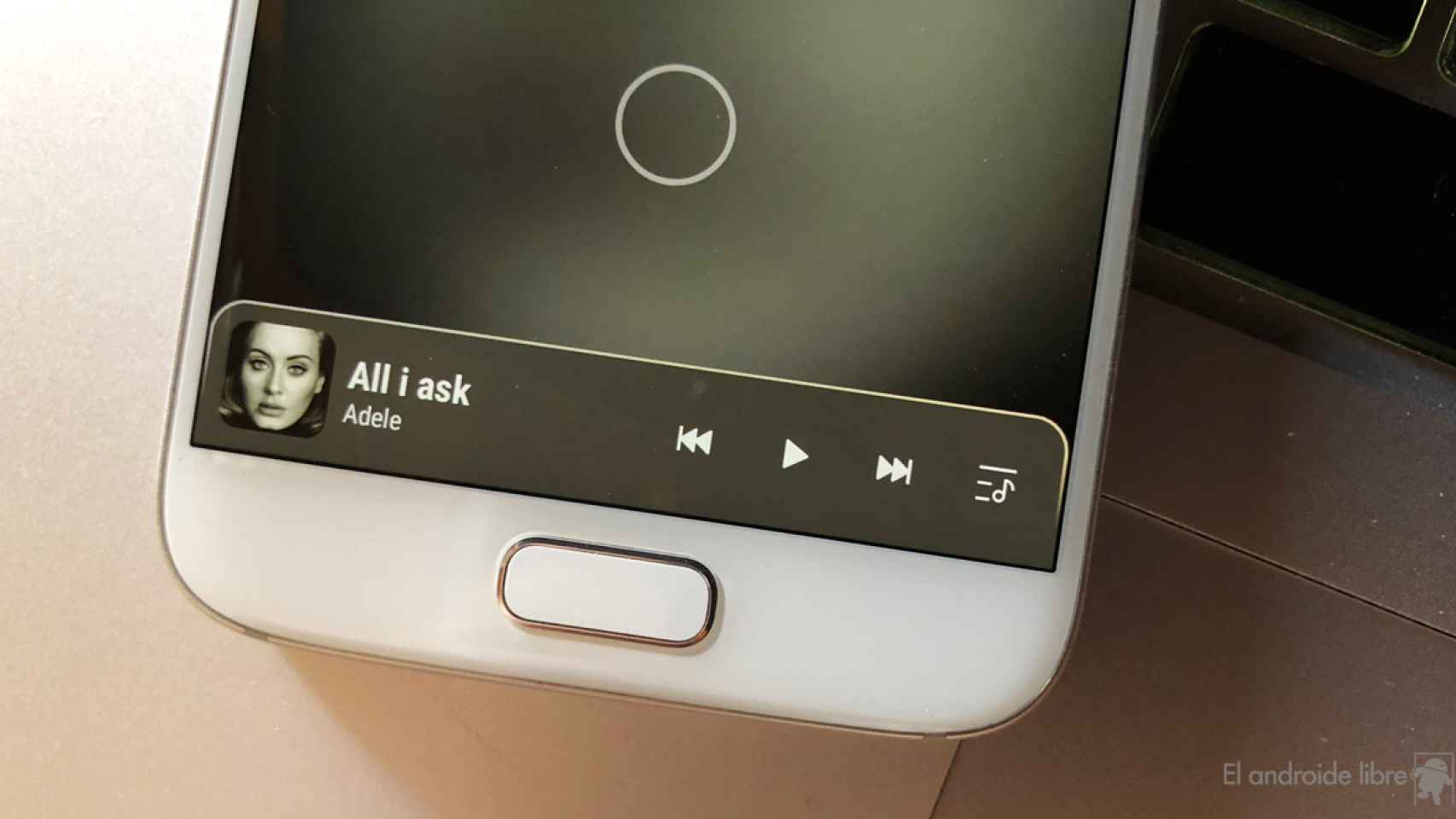 Samsung rediseña su aplicación de música integrando Spotify