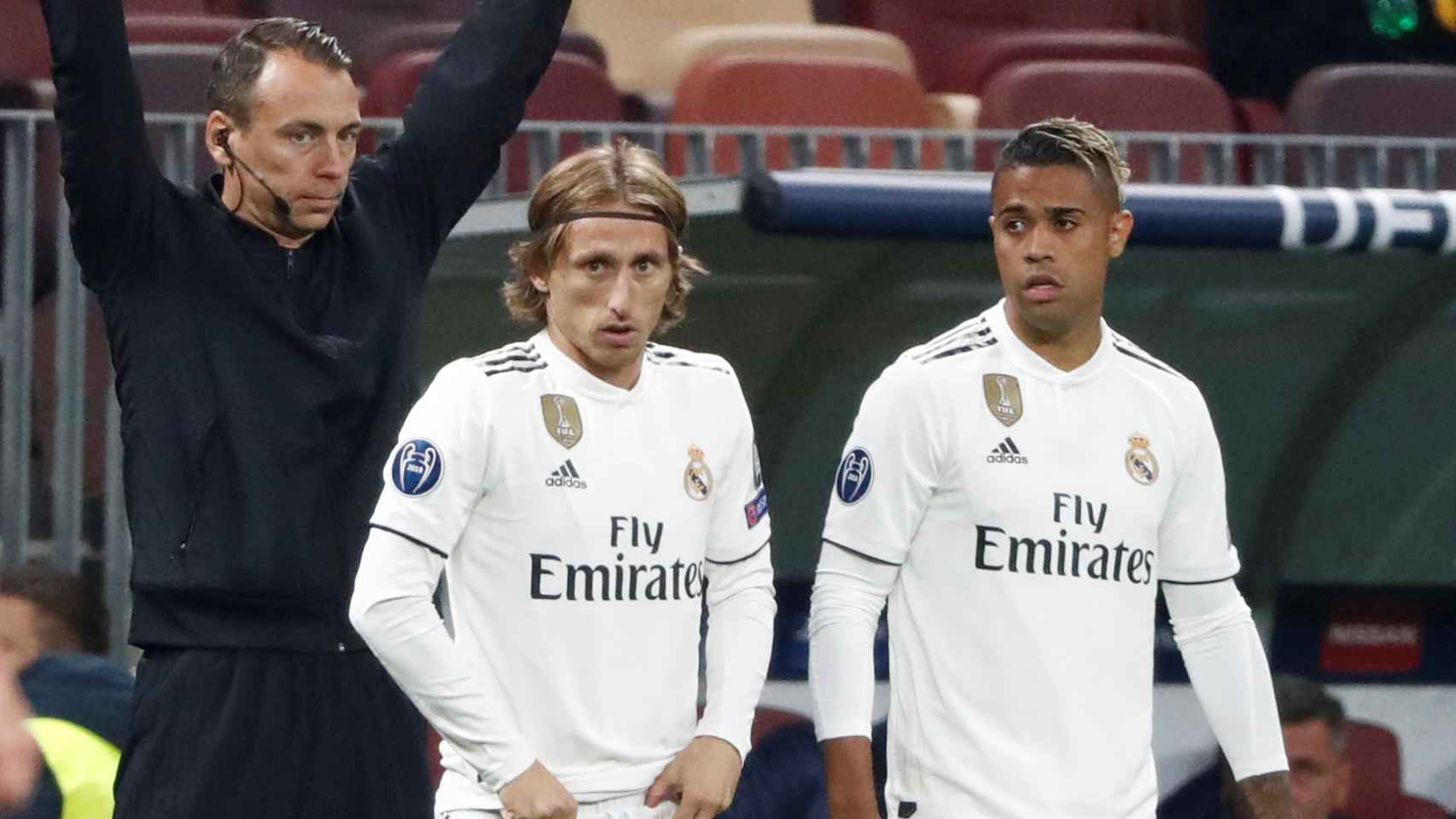 Modric y Mariano entran en la segunda parte para reforzar al equipo