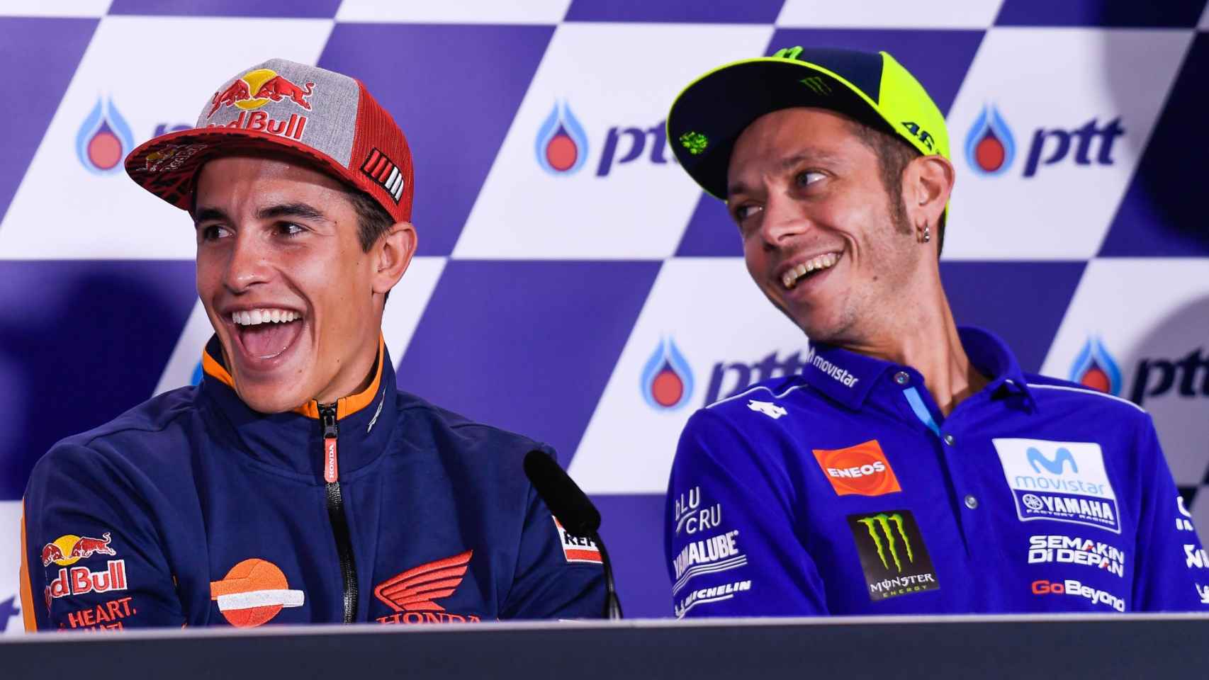 Márquez, junto a Rossi, en la conferencia de prensa del GP de Tailandia.