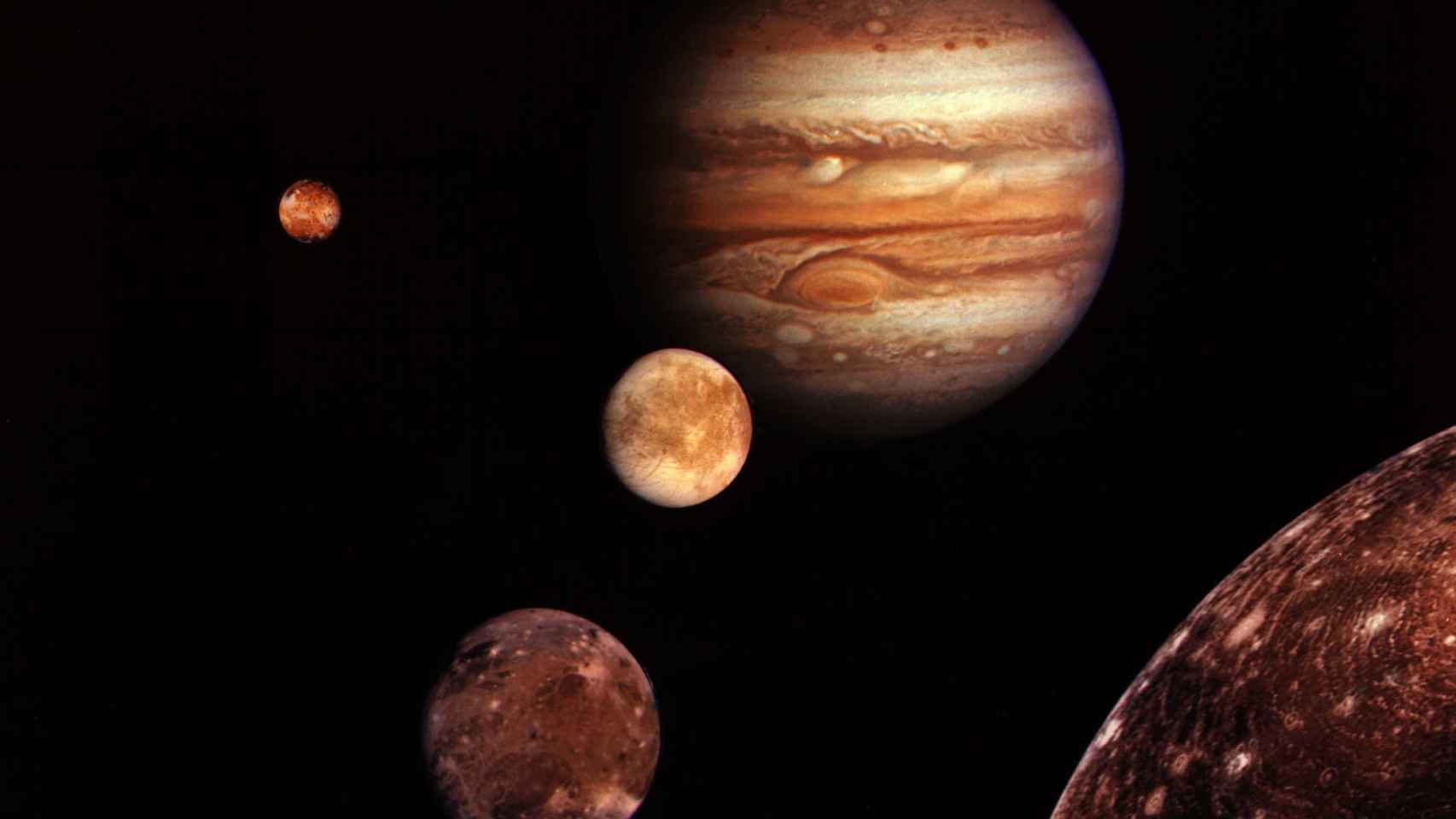 Montaje de Júpiter y sus cuatro lunas más grandes