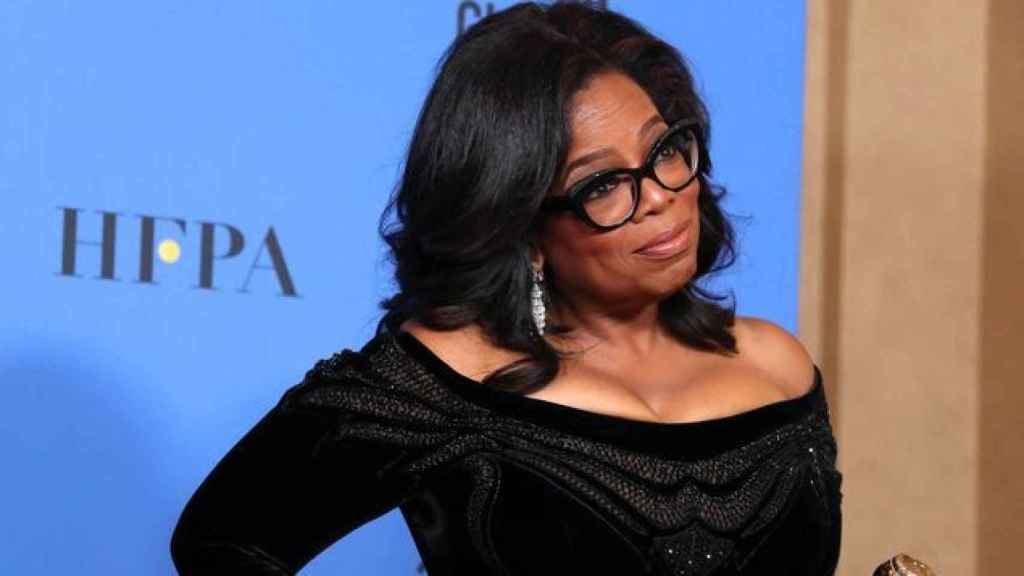 Oprah Winfrey confiesa que fue violada en su infancia.