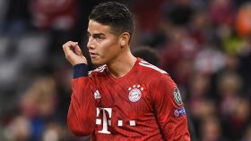 James, contrariado durante un partido del Bayern.