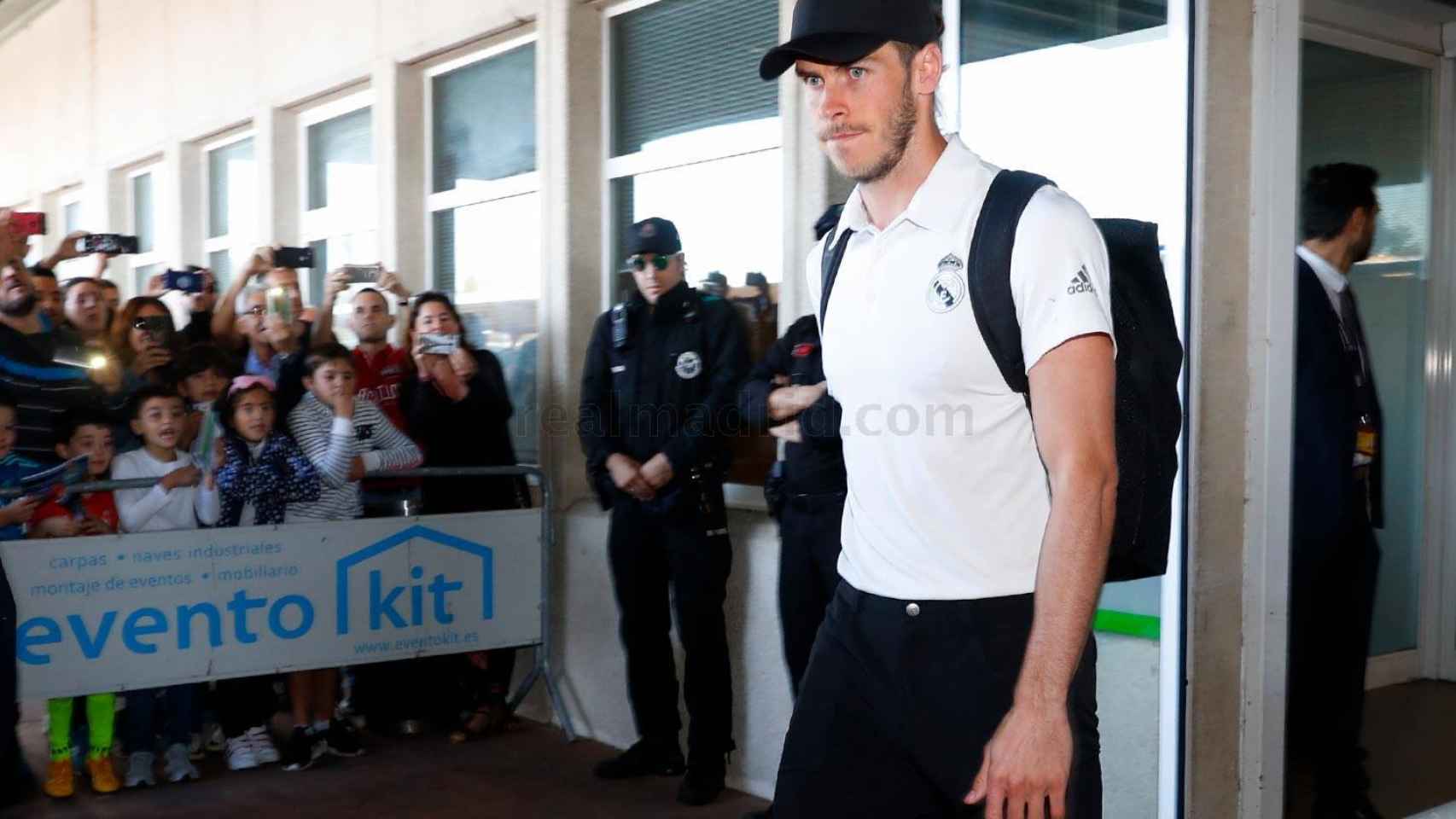 Gareth Bale en su llegada a Vitoria. Foto: realmadrid.com