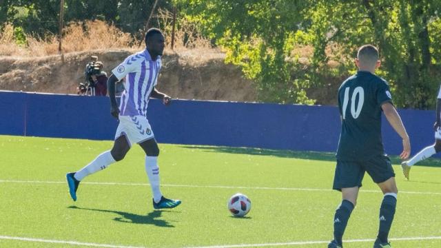 Fidalgo, frente al Valladolid B. Foto: Twitter (@realvalladolid)