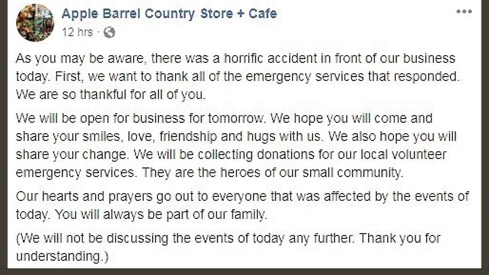 Mensaje en Facebook de Apple Barrel Store.