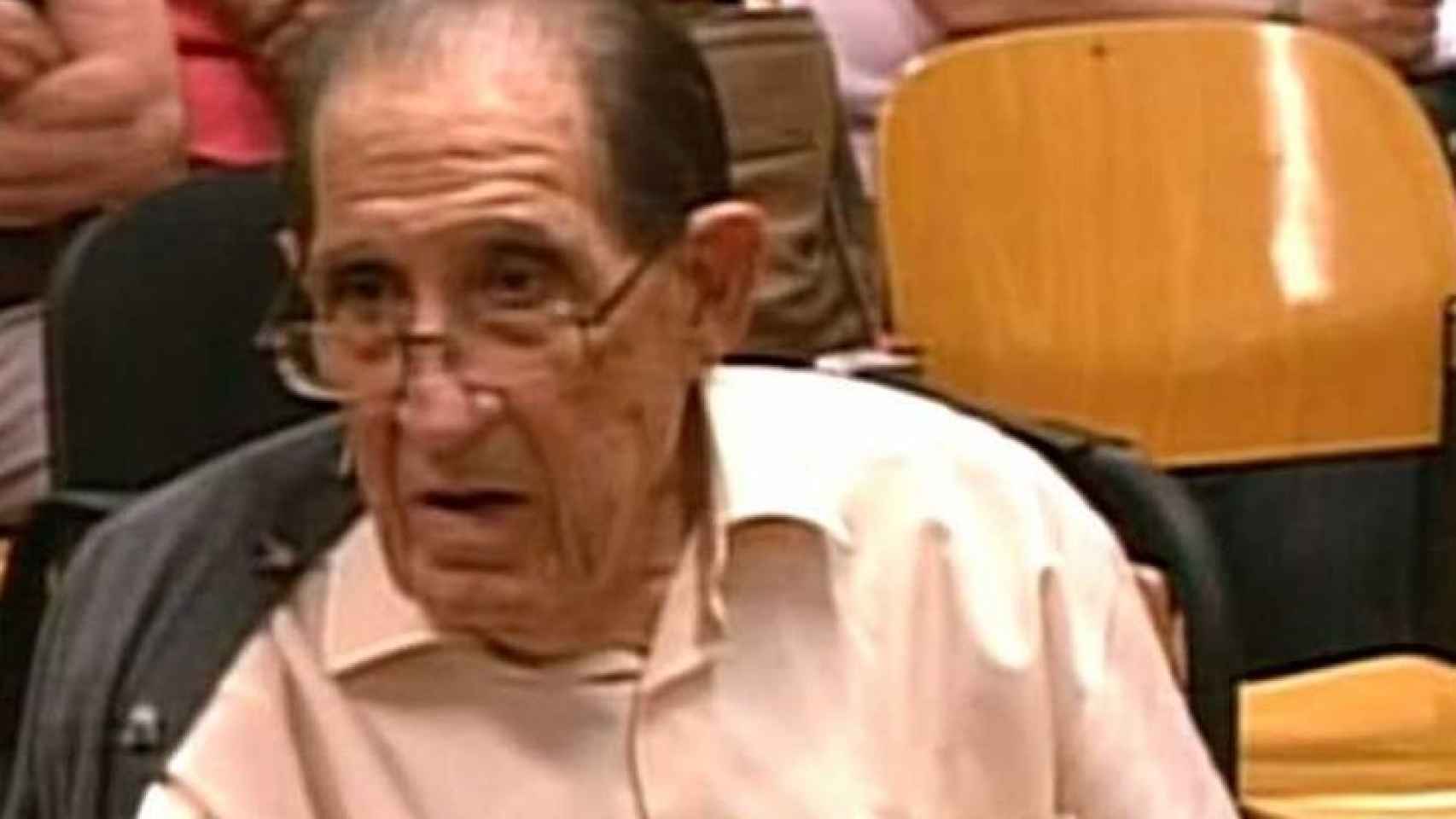 El doctor Eduardo Vela durante el juicio.