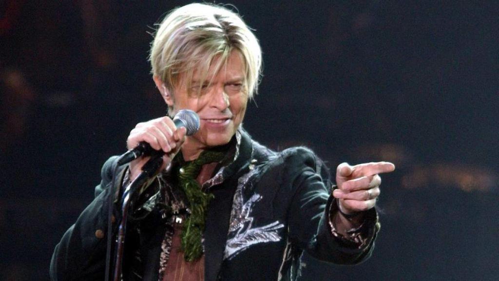 David Bowie en un concierto.