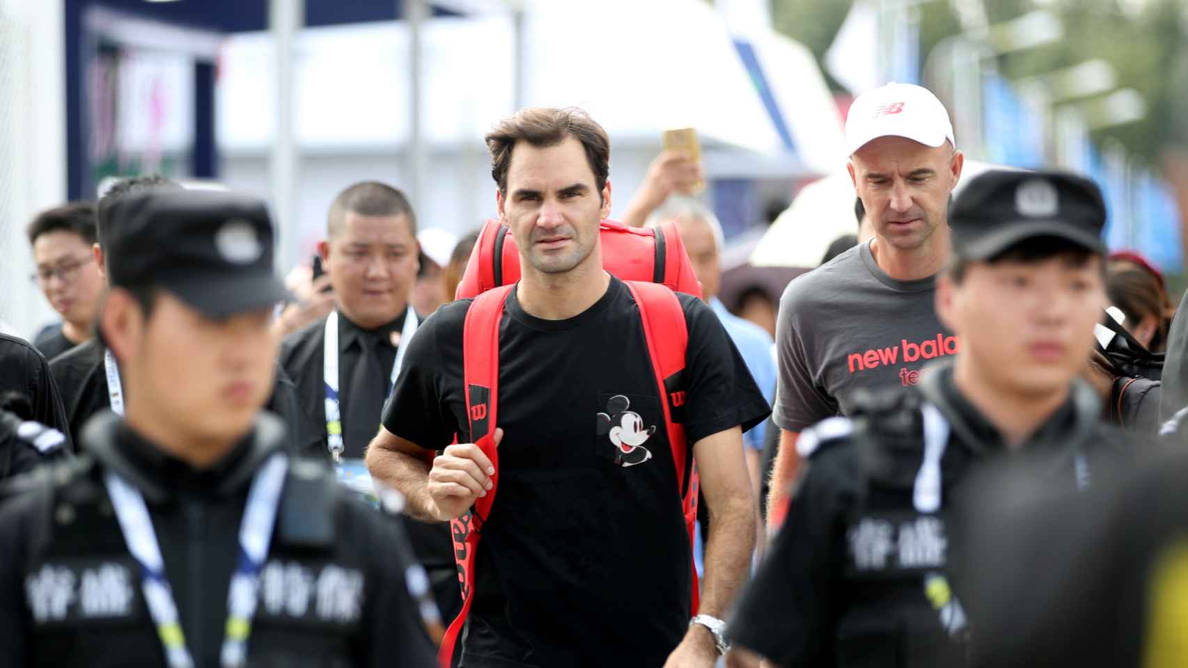 Federer, a su llegada a Shanghai.