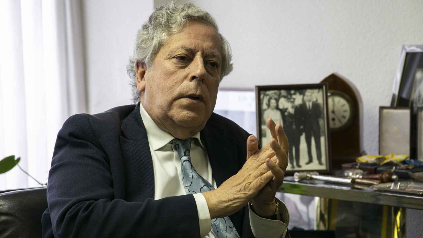 Aguilar dirigió Diario 16 a finales de los setenta.