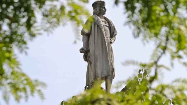 Una de las polémicas estatuas de Colón en Washington