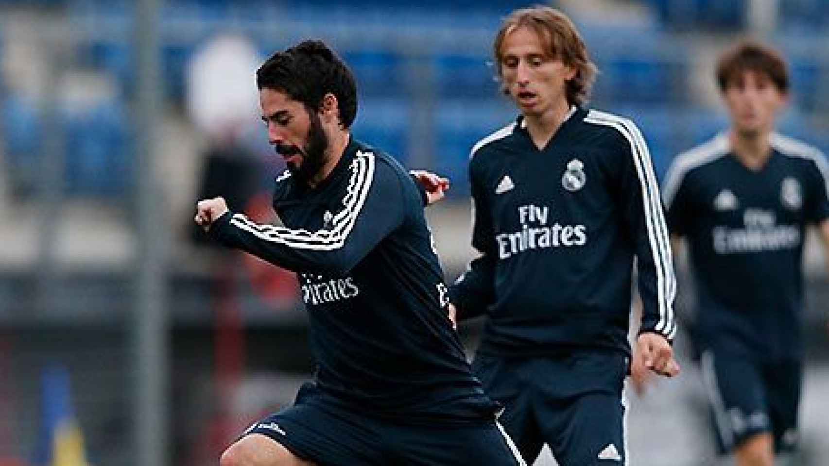 Modric e Isco entrenan con el Real Madrid