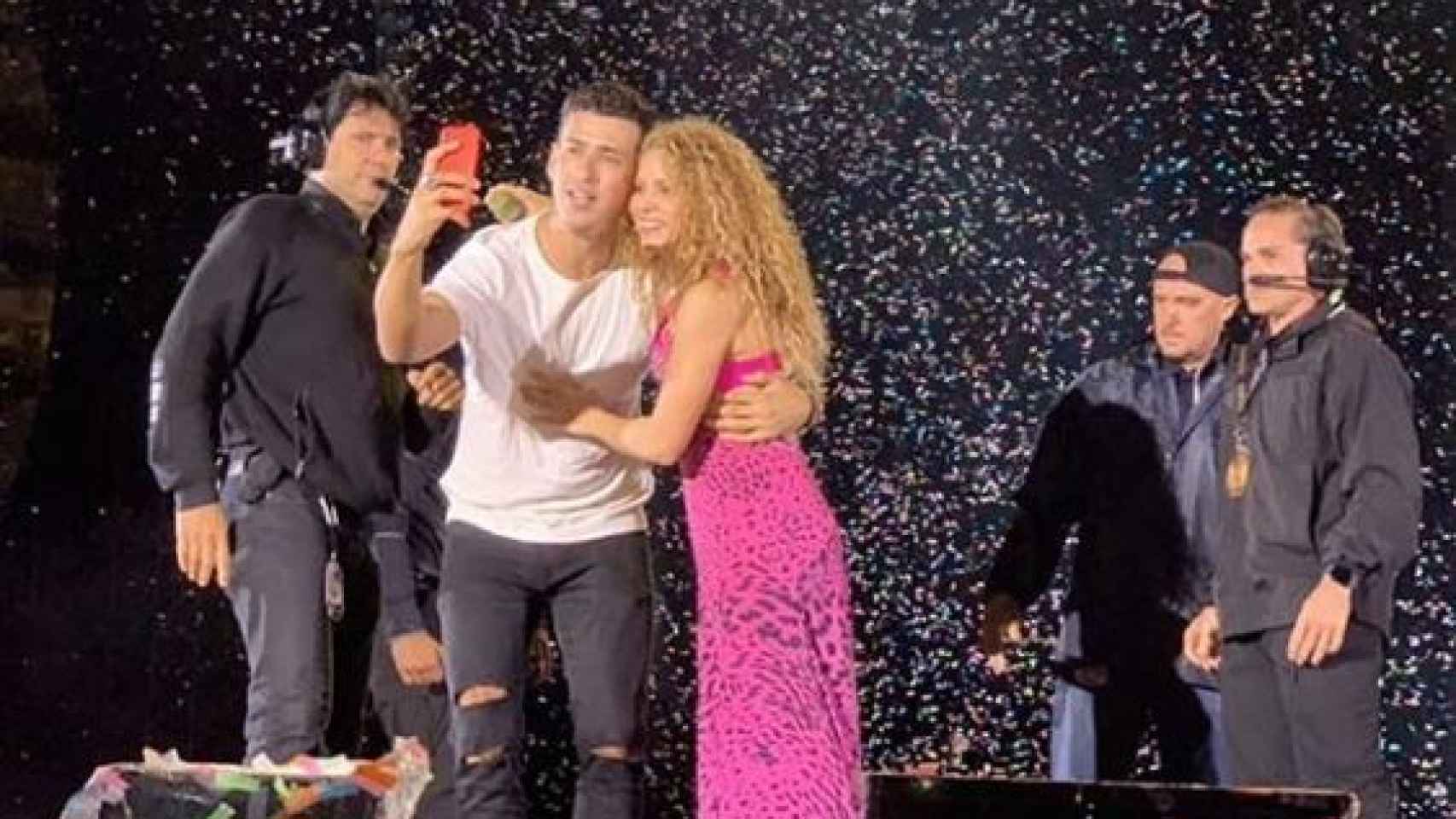 Shakira y su fan mexicano.