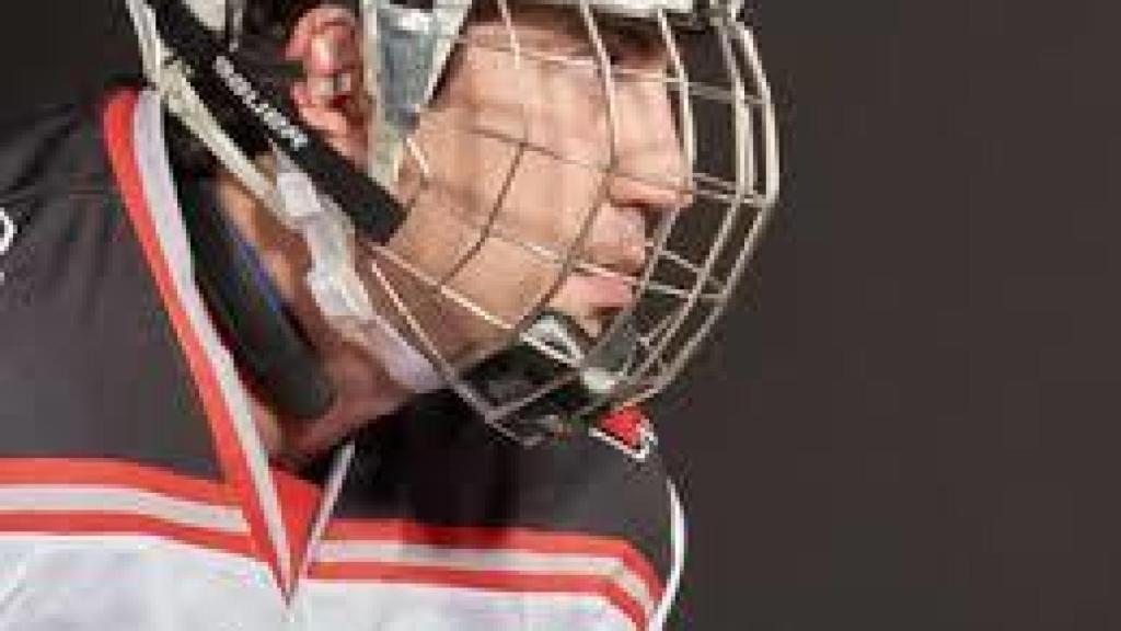 Crean un collar especial para proteger a futbolistas de golpes en la cabeza